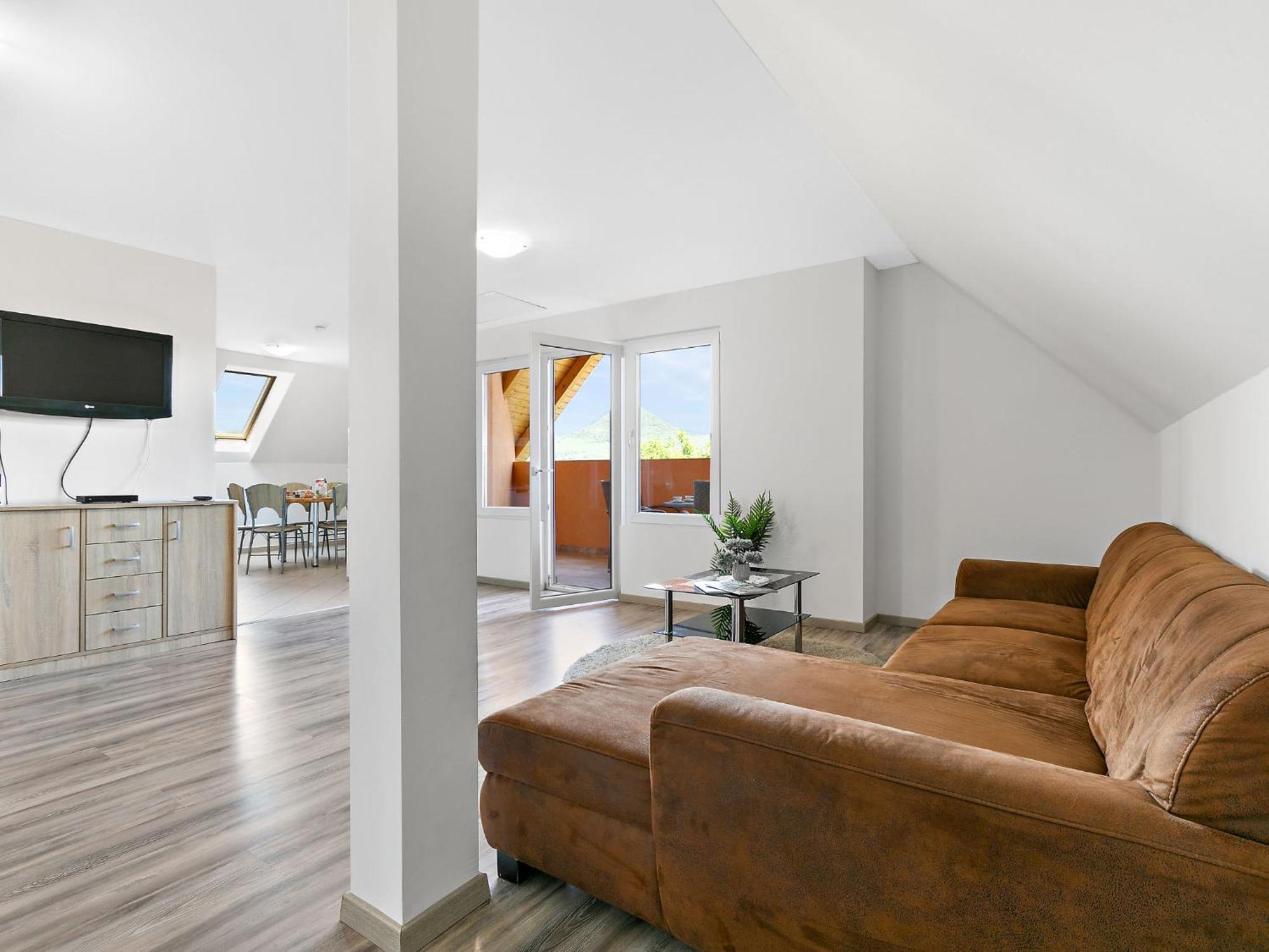 Apartment Beate - Bac121 By Interhome Badacsonytomaj Bagian luar foto